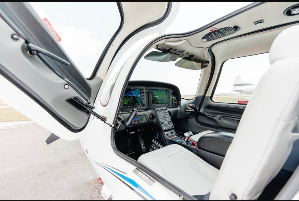 2023 Cirrus/Cessna SR-22 G6, photo 14