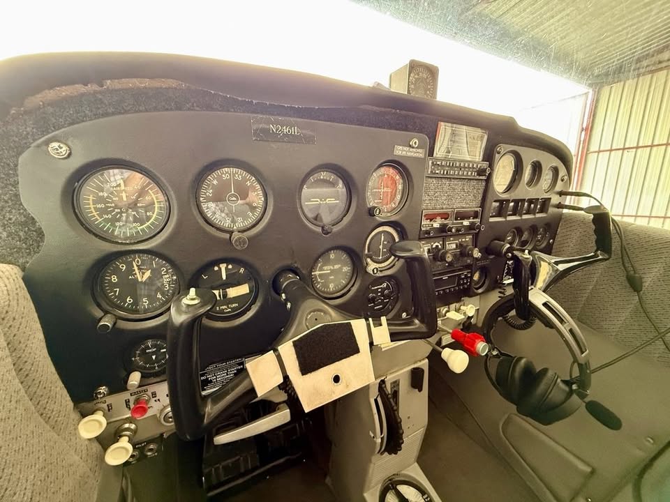 1966 Cessna 172h, photo 8