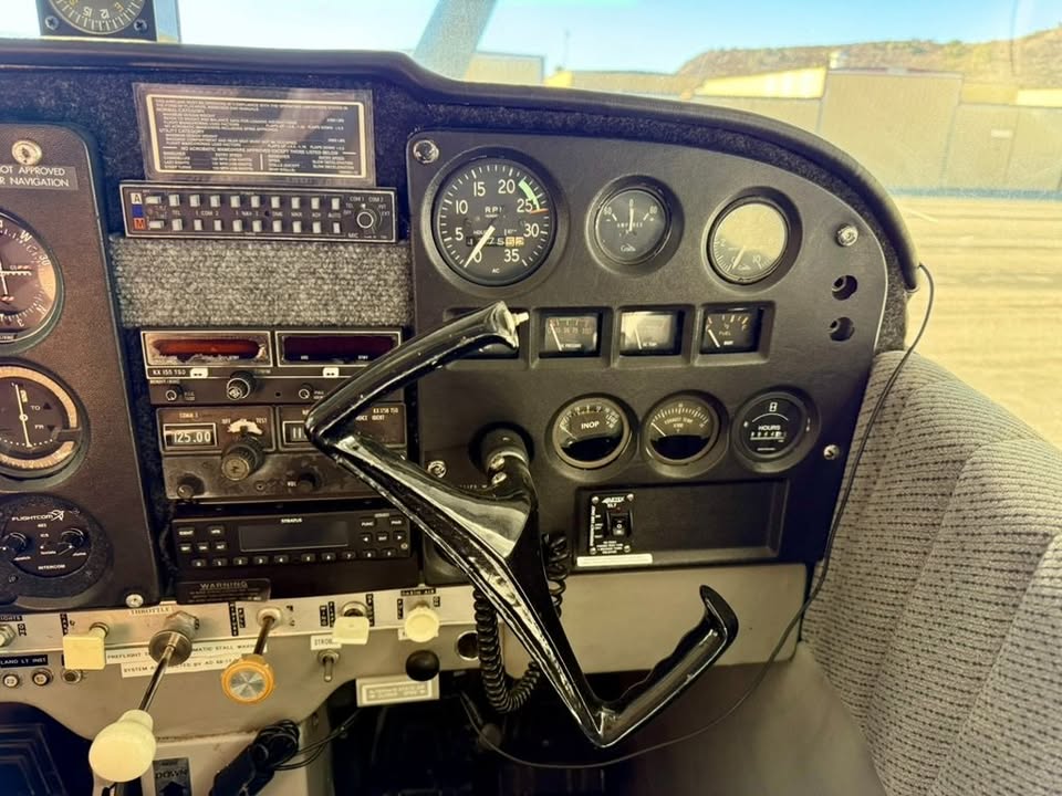 1966 Cessna 172h, photo 10