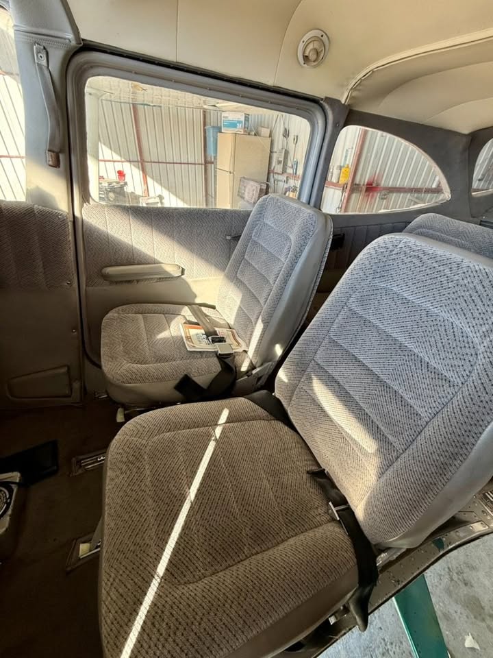 1966 Cessna 172h, photo 13