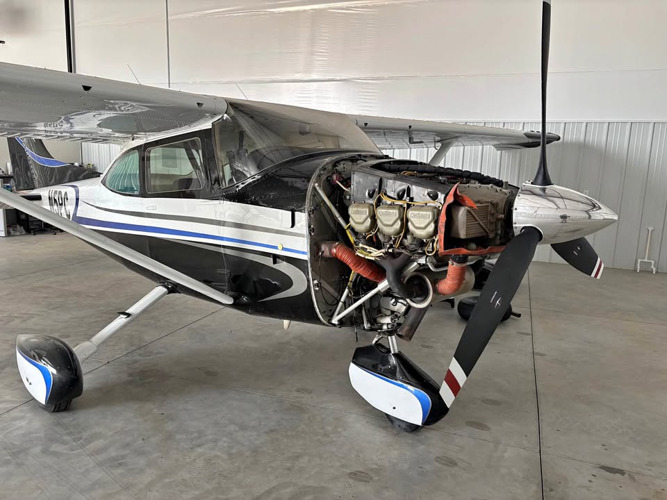 1977 Cessna 182Q, photo 1
