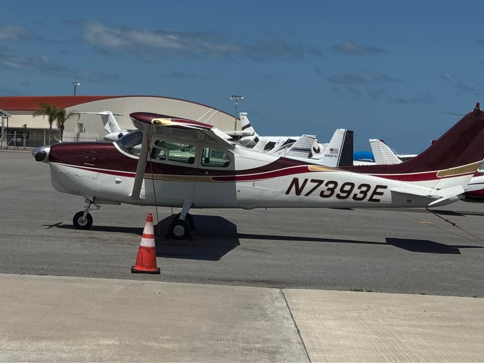 1960 Cessna 210, photo 4