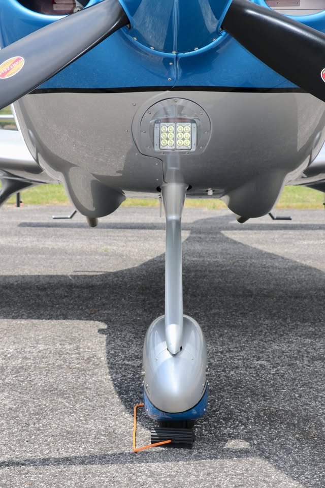 2016 Cirrus SR20, photo 6