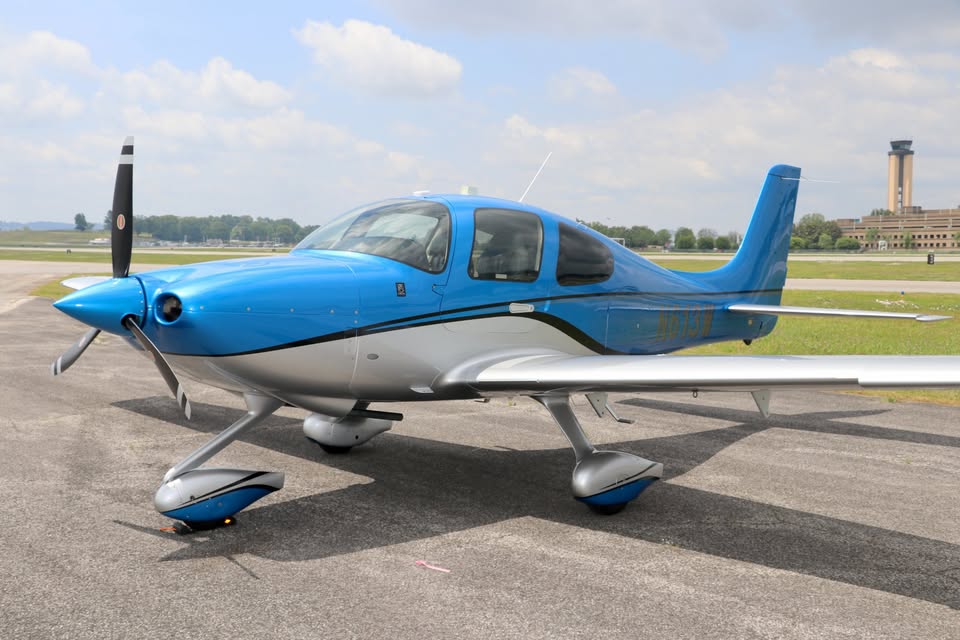 2016 Cirrus SR20, photo 8