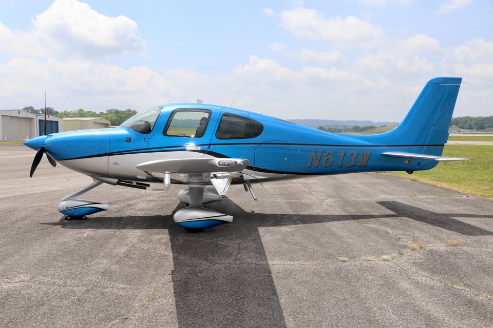 2016 Cirrus SR20, photo 7