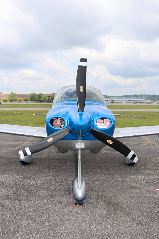 2016 Cirrus SR20, photo 5