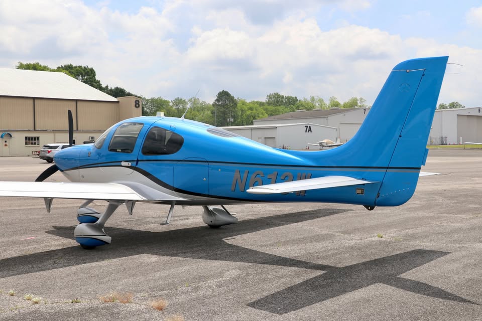 2016 Cirrus SR20, photo 9