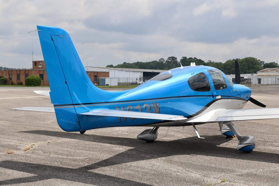 2016 Cirrus SR20, photo 10