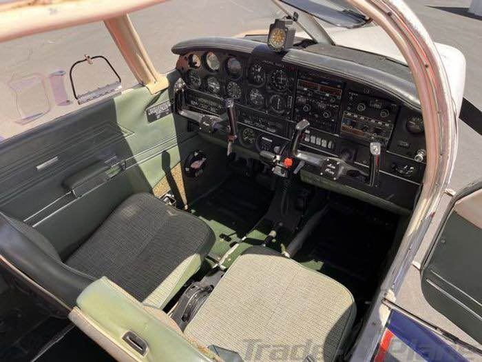 1973 Piper Cherokee Challenger, photo 6