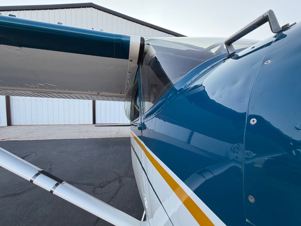 1958 Cessna 180a, photo 9