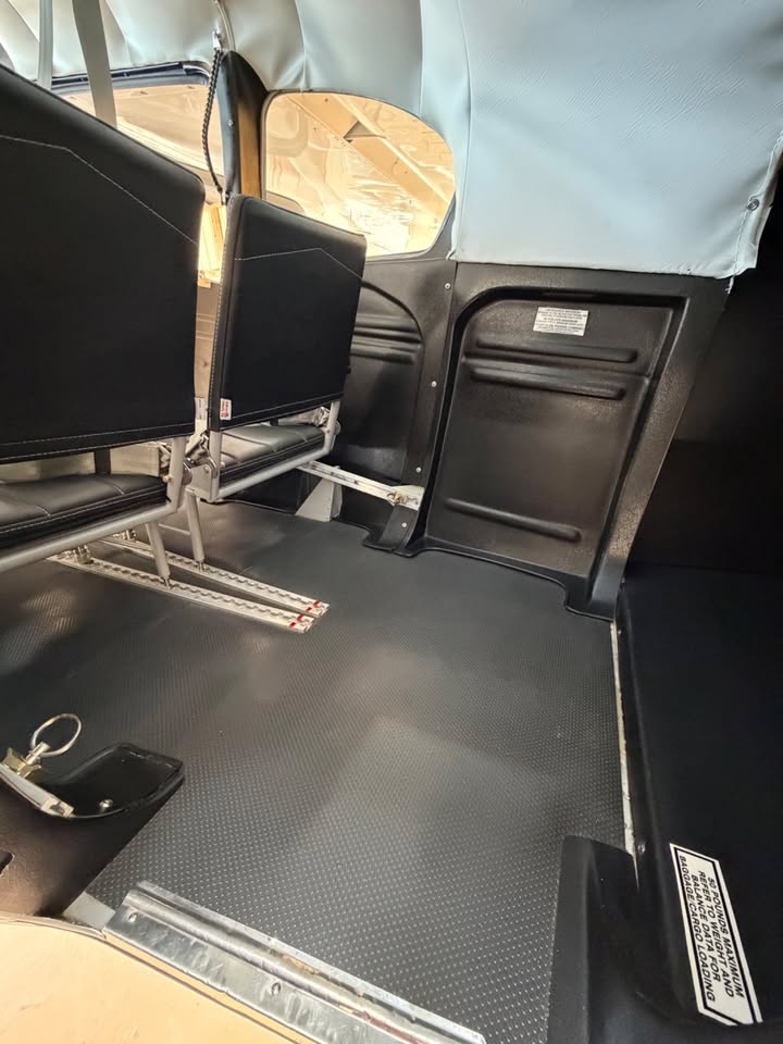 1958 Cessna 180a, photo 6