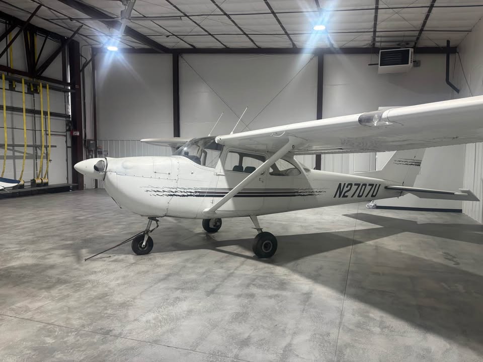 1963 Cessna 172 D, photo 3