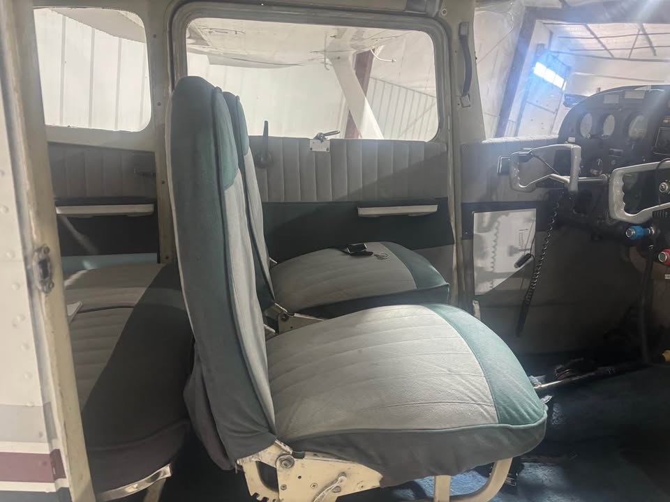 1963 Cessna 172 D, photo 8