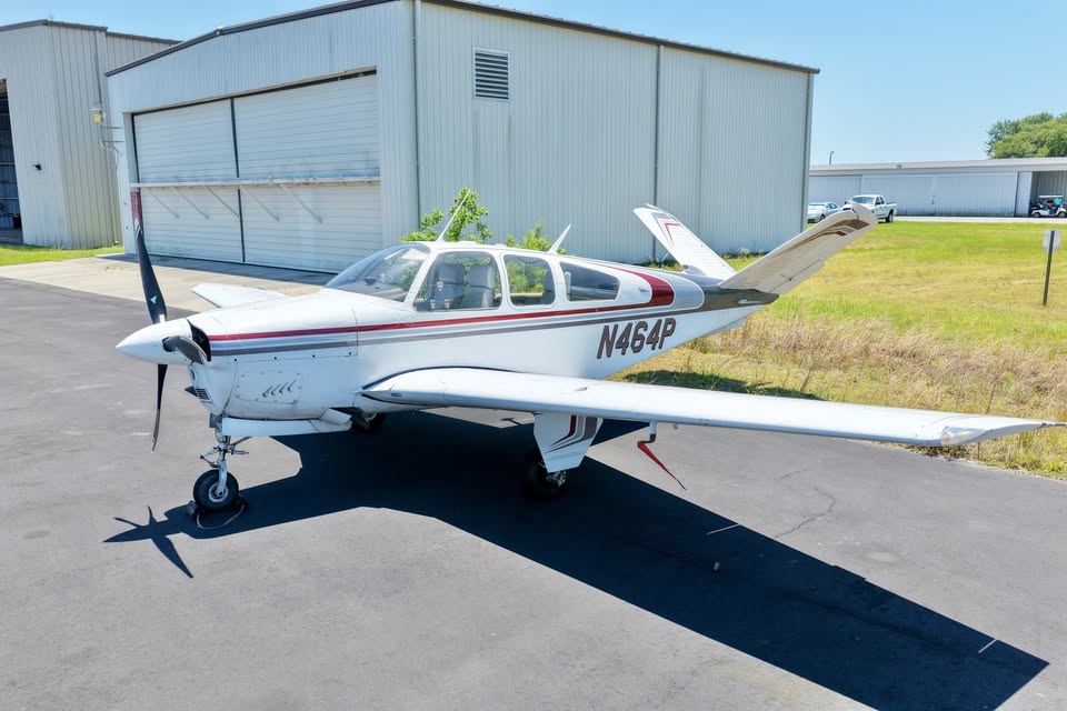 1966 Beechcraft V35 Bonanza, photo 8
