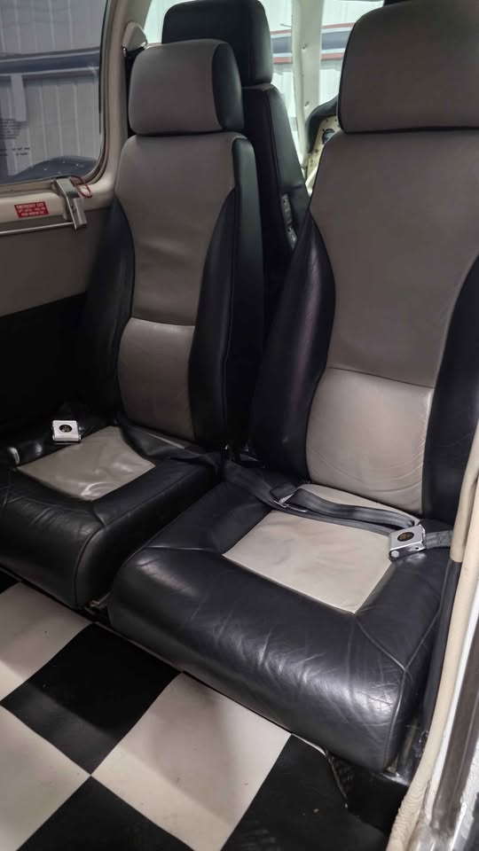 1993 Beechcraft Beech Baron 58, photo 4