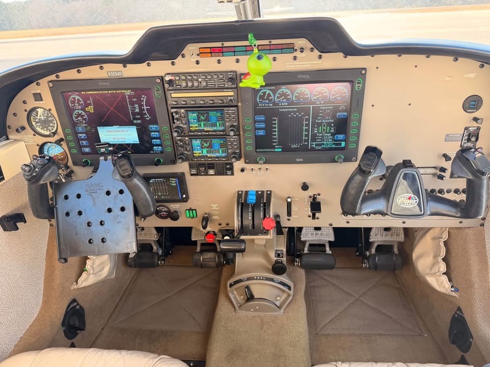 2005 Piper saratoga ii tc PA32R-301T, photo 8