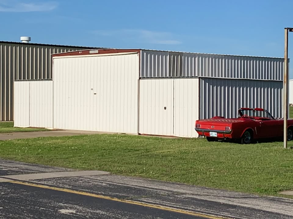 Aircraft Hangeer Page Airport OKC, photo 7