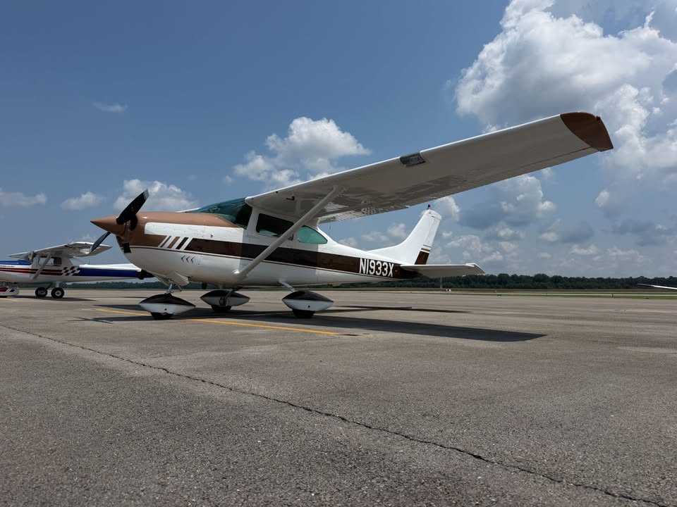 1965 Cessna 182h, photo 4