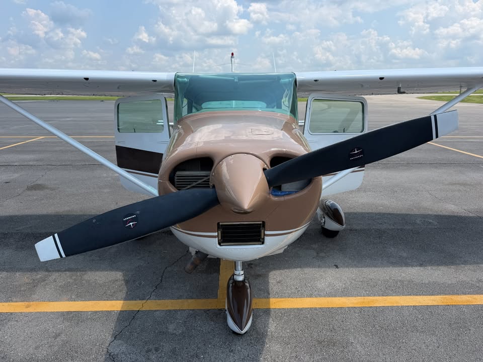 1965 Cessna 182h, photo 13