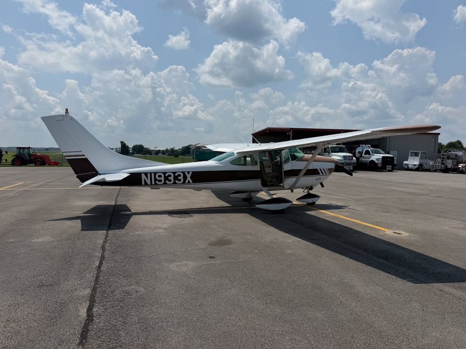 1965 Cessna 182h, photo 20