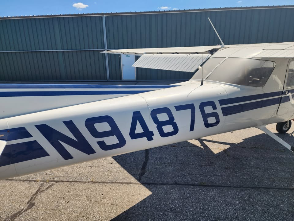 1983 Cessna 152, photo 3