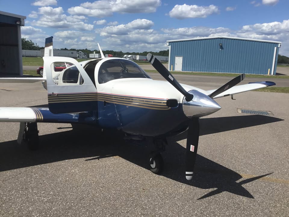 1997 Mooney Ovation, photo 2