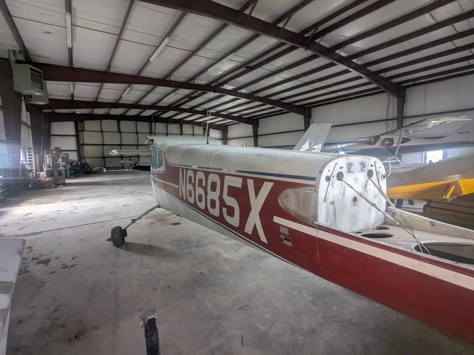 Cessna 210A, photo 5
