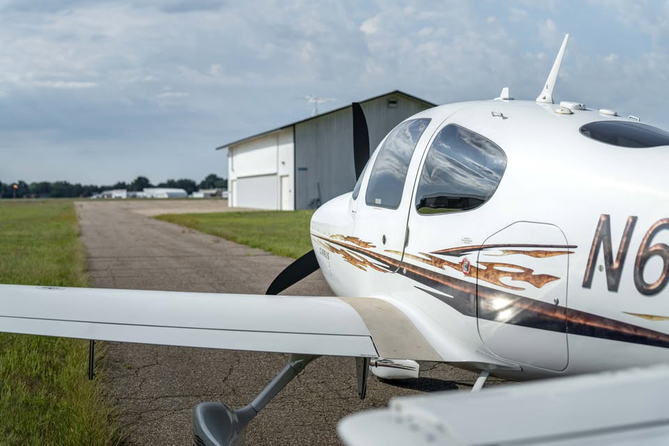 2005 Cirrus SR22 G2, photo 17