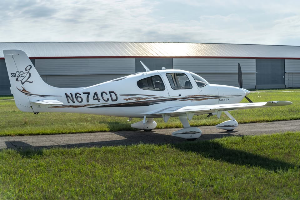 2005 Cirrus SR22 G2, photo 8