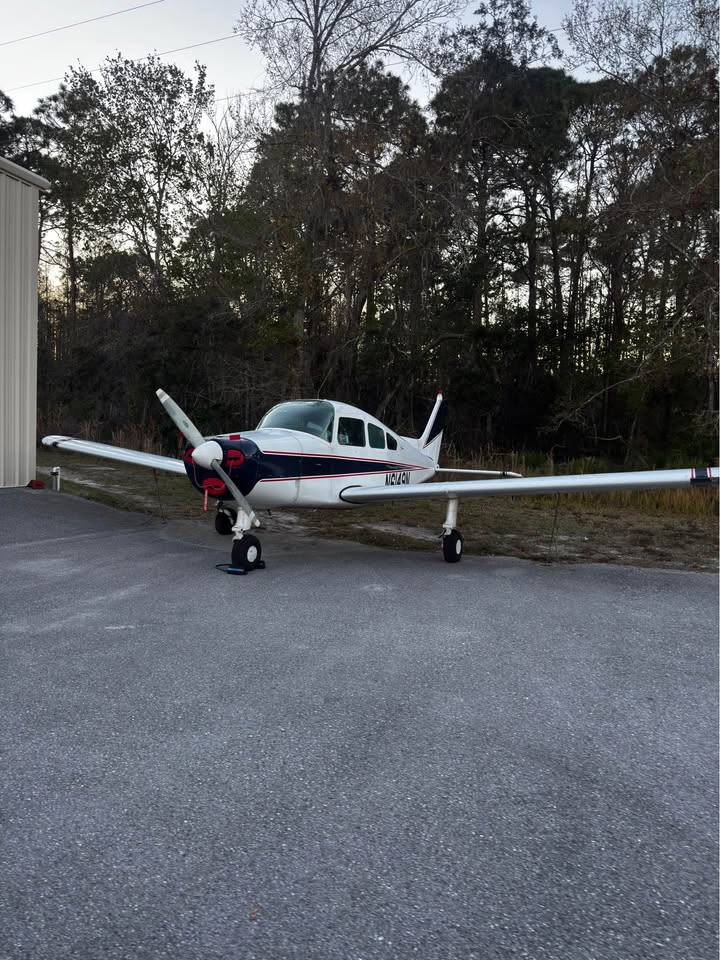 1969 Beechcraft Musketeer B23, photo 2