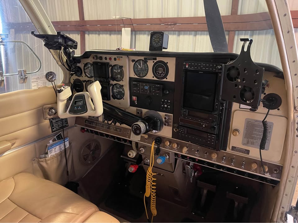1962 Beechcraft B33 Debonair, photo 10