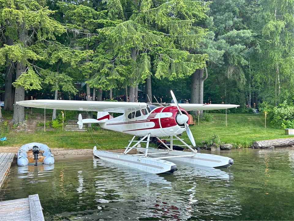 1950 Cessna 195 Floatplane, photo 1