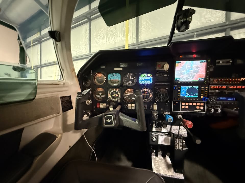 1981 Mooney M20J 201, photo 19