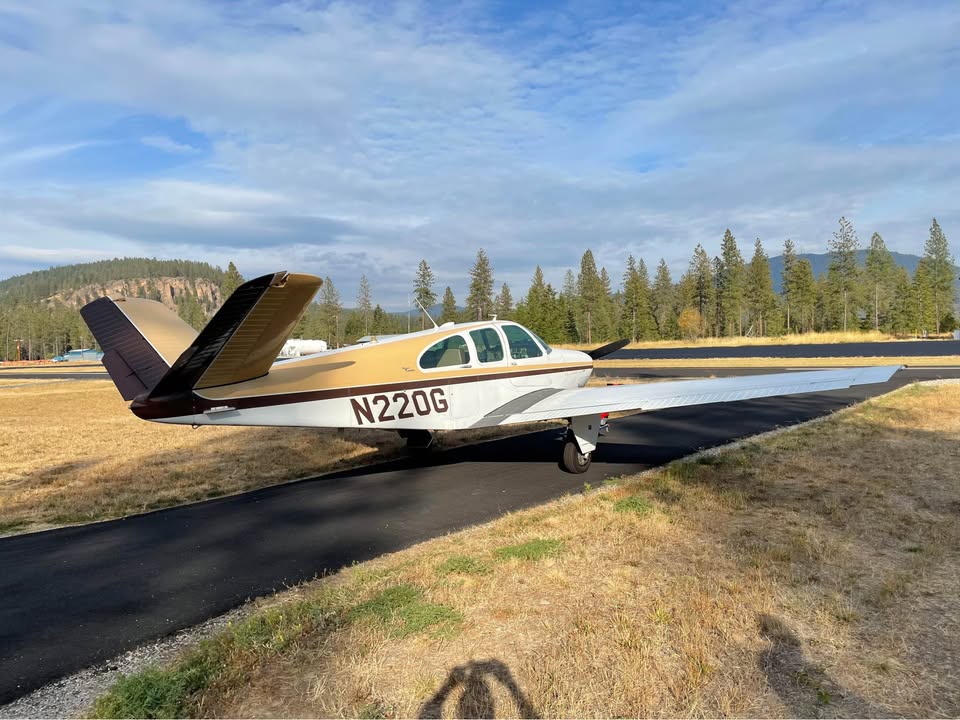 1961 Beechcraft Bonanza, photo 2