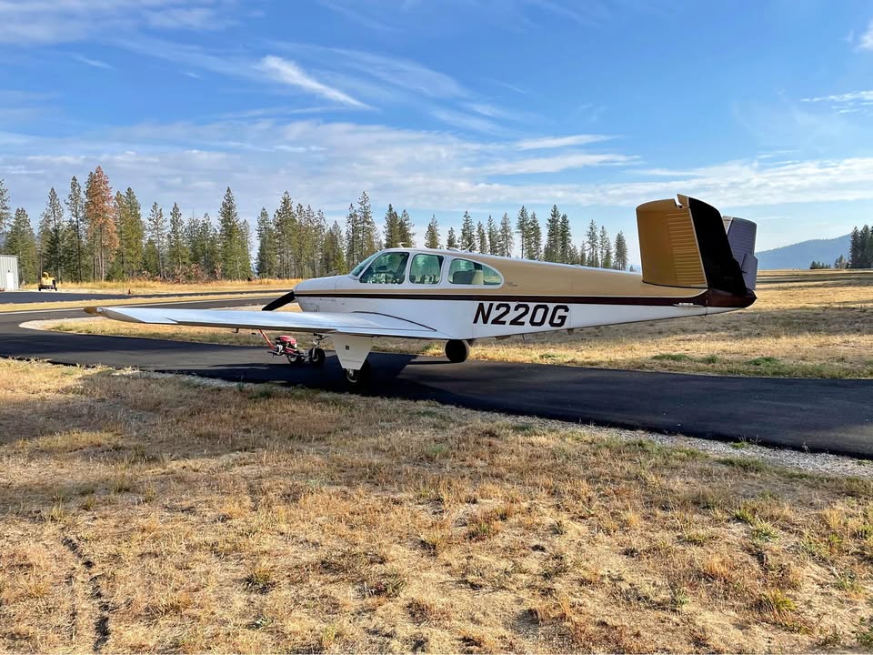 1961 Beechcraft Bonanza, photo 1