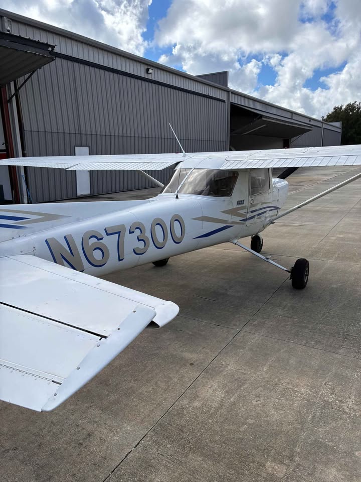 1978 Cessna 152, photo 2