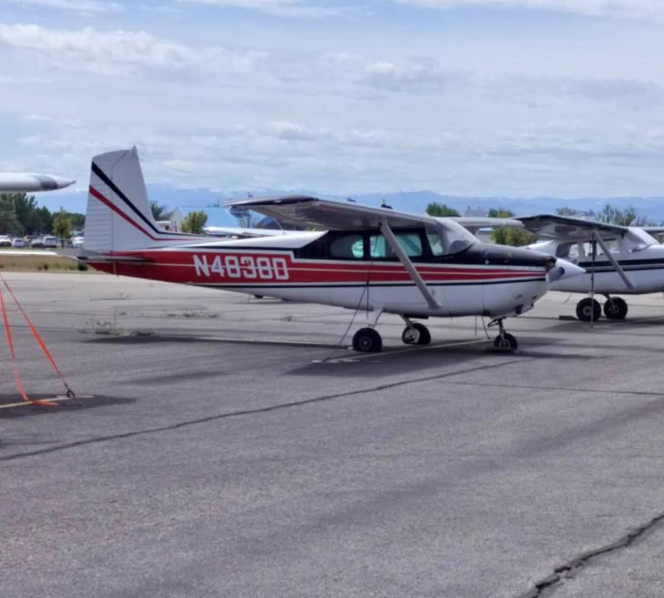 1958 Cessna 182, photo 1