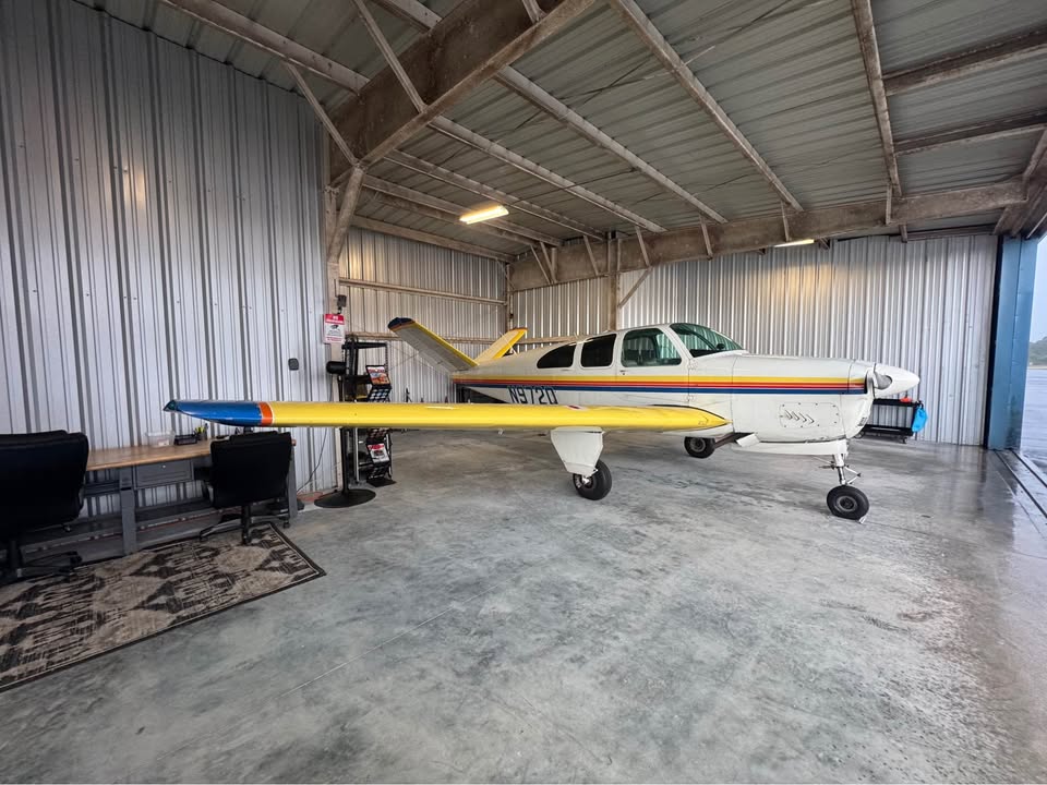 1961 P35 Bonanza, photo 2