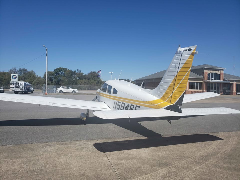 1976 Piper PA28-181 Archer II, photo 3