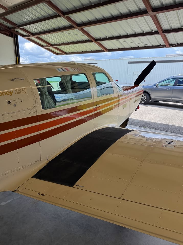 1983 Mooney M20K-231, photo 4