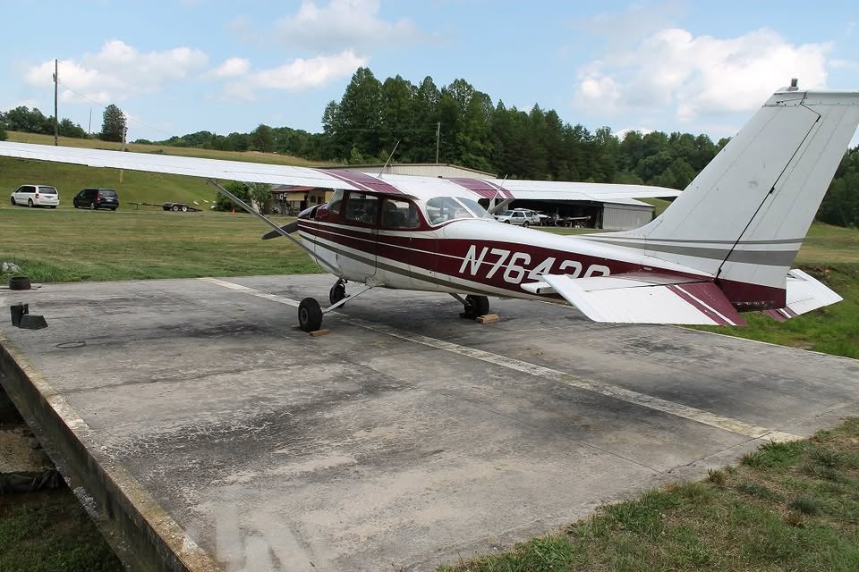 1970 Cessna 172, photo 3