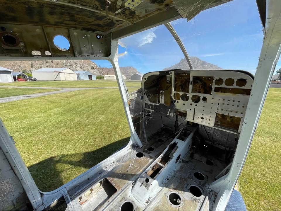 Cessna 210 fuselage, photo 4