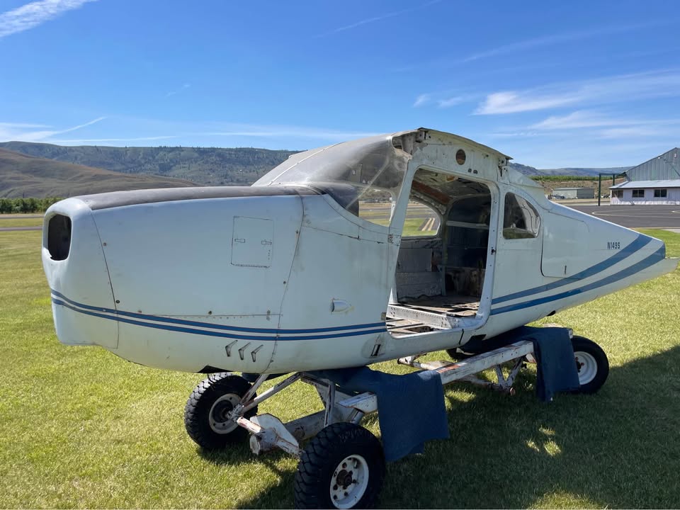 Cessna 210 fuselage, photo 6