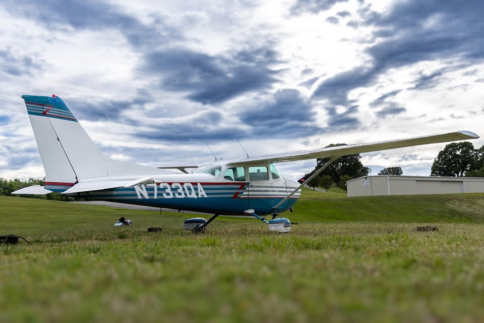 1977 Cessna 172n, photo 3