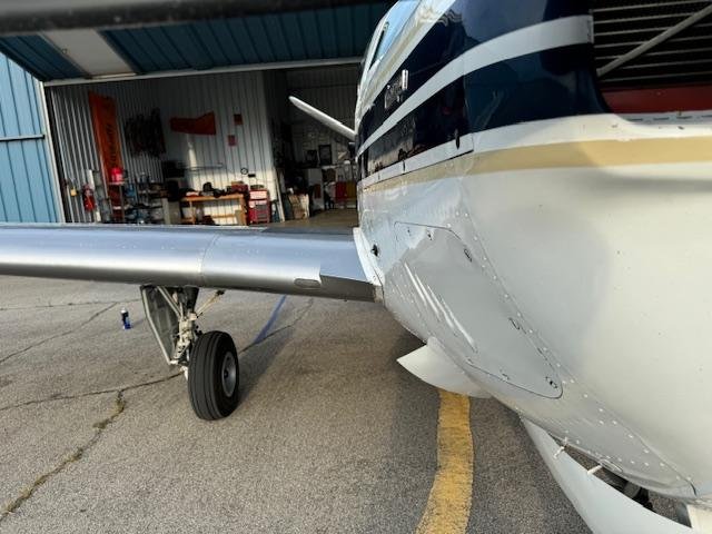 1963 Beechcraft Bonanza P35 (V-Tail), photo 6