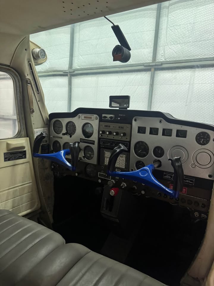 1967 Cessna 150 h, photo 12
