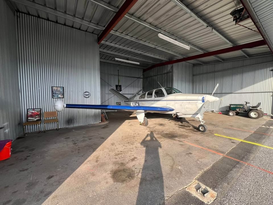 1961 Beechcraft Bonanza, photo 7