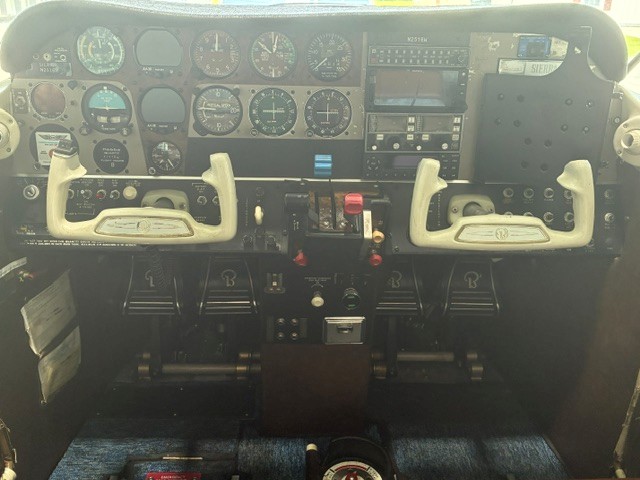1973 Beechcraft Sierra 200 B24R, photo 12
