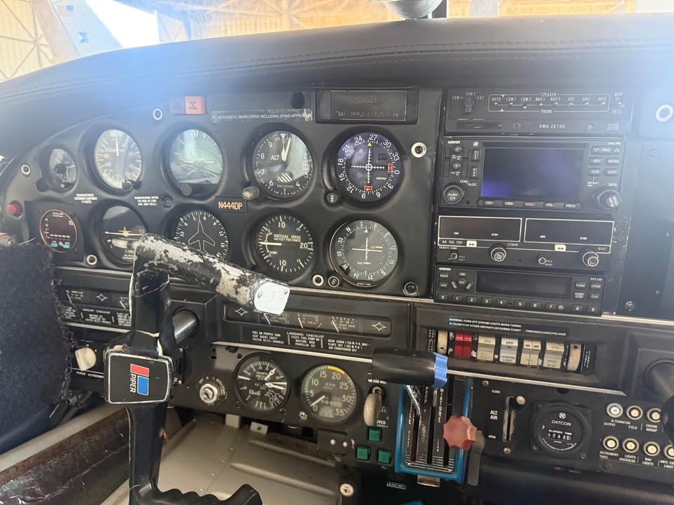 1974 Piper arrow, photo 2