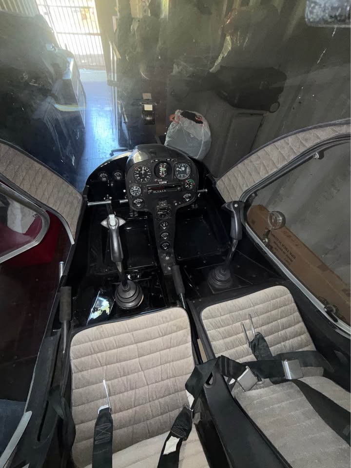 helicopter Rotorway 162 F, photo 9